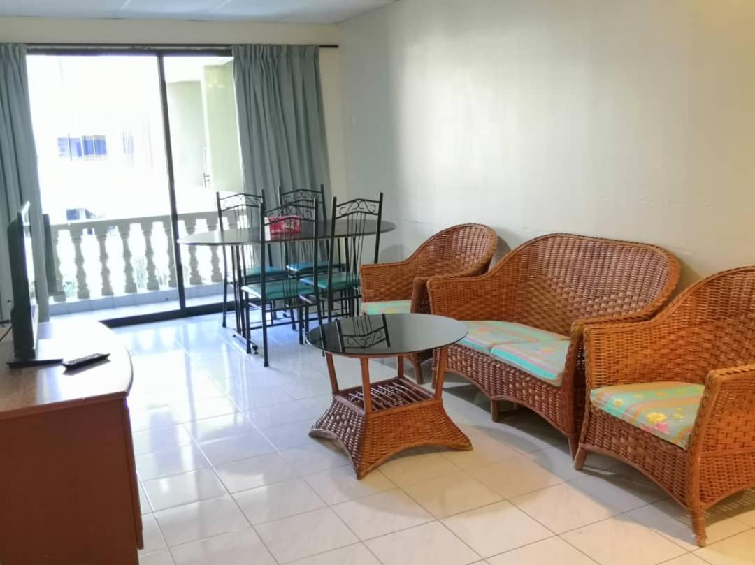 Pangkor Fun Fun Fun Apartment Pekan Pangkor Екстер'єр фото